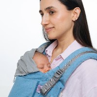 מנשא ילקוט - לאב אנד קרי ג'ינס בהיר