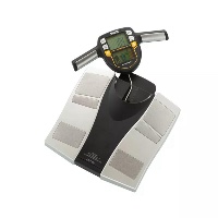 משקל מתקדם Tanita BC-545N עם חיישני יד ורגליים