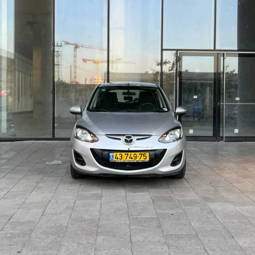 2012 MAZDA 2
