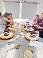 סדנת זילוף ועיצוב עוגה בקצפת- 29.8 שישי 9:00