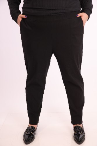 מכנסיי דמי שחור