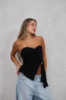 חולצה קשירה בצד