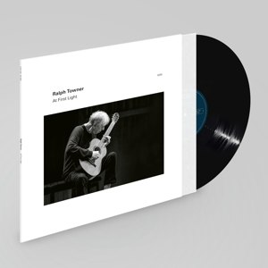 RALPH TOWNER / AT FIRST LIGHT