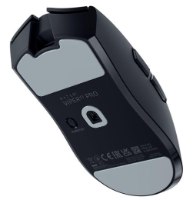 עכבר גיימינג אלחוטי Razer Viper V3 Pro – תחתית עם חיישן אופטי, מתג הפעלה/DPI ורגליות PTFE אפורות