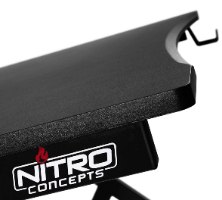 שולחן גיימינג ניטרו קונספט Nitro Concepts D12 DESK Black עם משטח רחב ואיכותי ומחזיק אוזניות