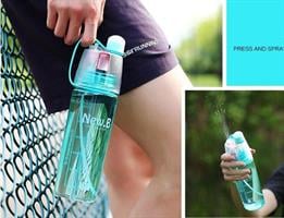 בקבוק ספורט לשתיה עם לחצן ספריי לרענון-  Refresh Spray Bottle