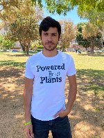 חולצה לבנה-Powered by plants