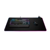 משטח מואר לעכבר Corsair MM700 RGB Extended – משטח עכבר שחור מואר ב-RGB ועליו מקלדת