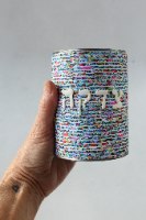 קופת צדקה בצבעוניות מעודנת