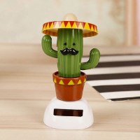 דמות סולארית קקטוס Cactus Jack