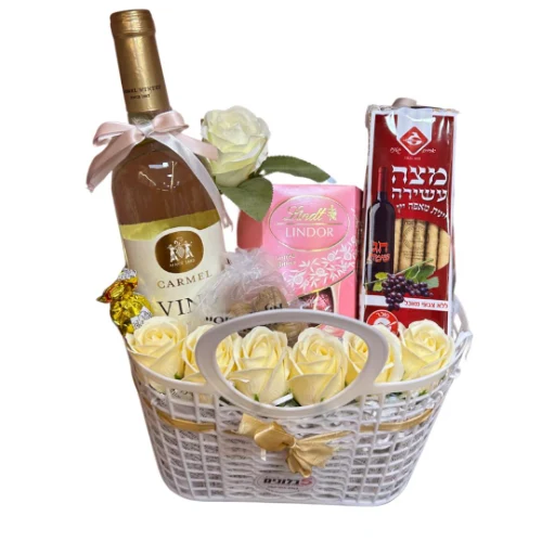 סלסלת טנא מושלמת לפסח יוקרתית - יין לבן