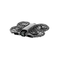 רחפן DJI Neo 2 Motion Fly More Combo – פריט בודד בצבע אפור עם ארבעה פרופלורים מוגנים ומצלמה קדמית על רקע לבן