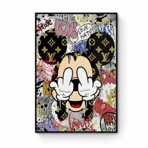 "F. Mickey" תמונת גרפיטי של מיקי מאוס עם לוגו מותג יוקרה מודפסת על קנבס פרימיום מוכנה לתליה עם מסגור