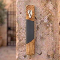 בית מזוזה יוקרתי עץ זית ואפוקסי שחור – 15 ס"מ