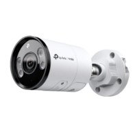מצלמת רשת Vigi S345 2.8mm 4MP – מצלמה לבנה גלילית עם חזית שחורה המציגה עדשה ולוגו TP-Link VIGI עמיד למים