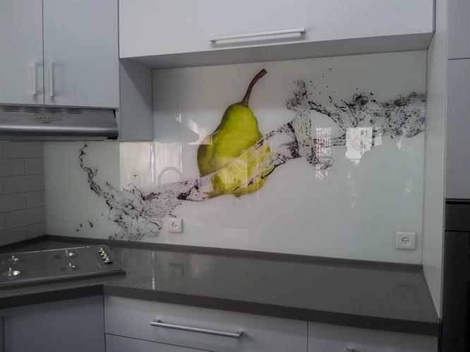 חיפוי זכוכית מודפסת למטבח