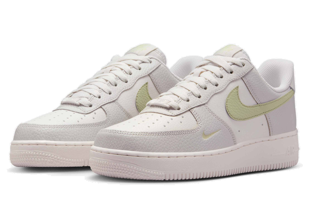 סניקרס נייק Air Force 1 Low Iron לבן ירוק