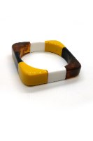 צמיד מאבני רזין יצוק מרובע חום-צהוב