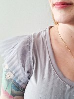 חולצת פרו פרו אפרפרה