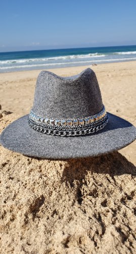 כובע צמר מגבעת אפור בהיר