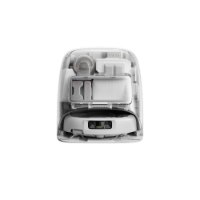שואב אבק רובוטי DJI ROMO P – הצגת המבנה הפנימי של השואב הרובוטי הלבן דרך מעטפת שקופה חוטי