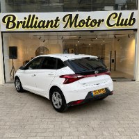 HYUNDAI i20 2023