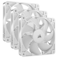מארז שלושה מאווררים צבע לבן Corsair RS120 120mm – שלושה מאווררים לבנים של Corsair מונחים באלכסון על רקע לבן