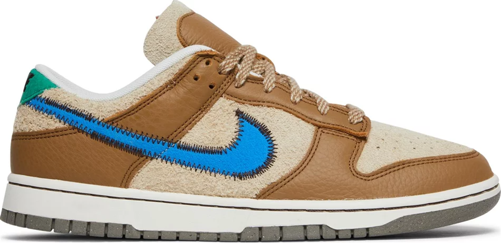 size? x Dunk Low Dark Driftwood