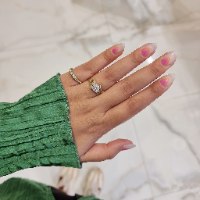 טבעת זהב זרקונים מעניינת