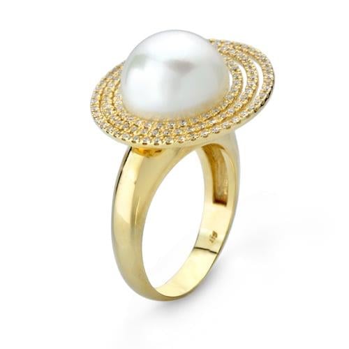 טבעת זהב וצלחת יהלומים עם פנינת הים הדרומי