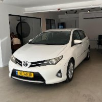 Toyota Auris 2014