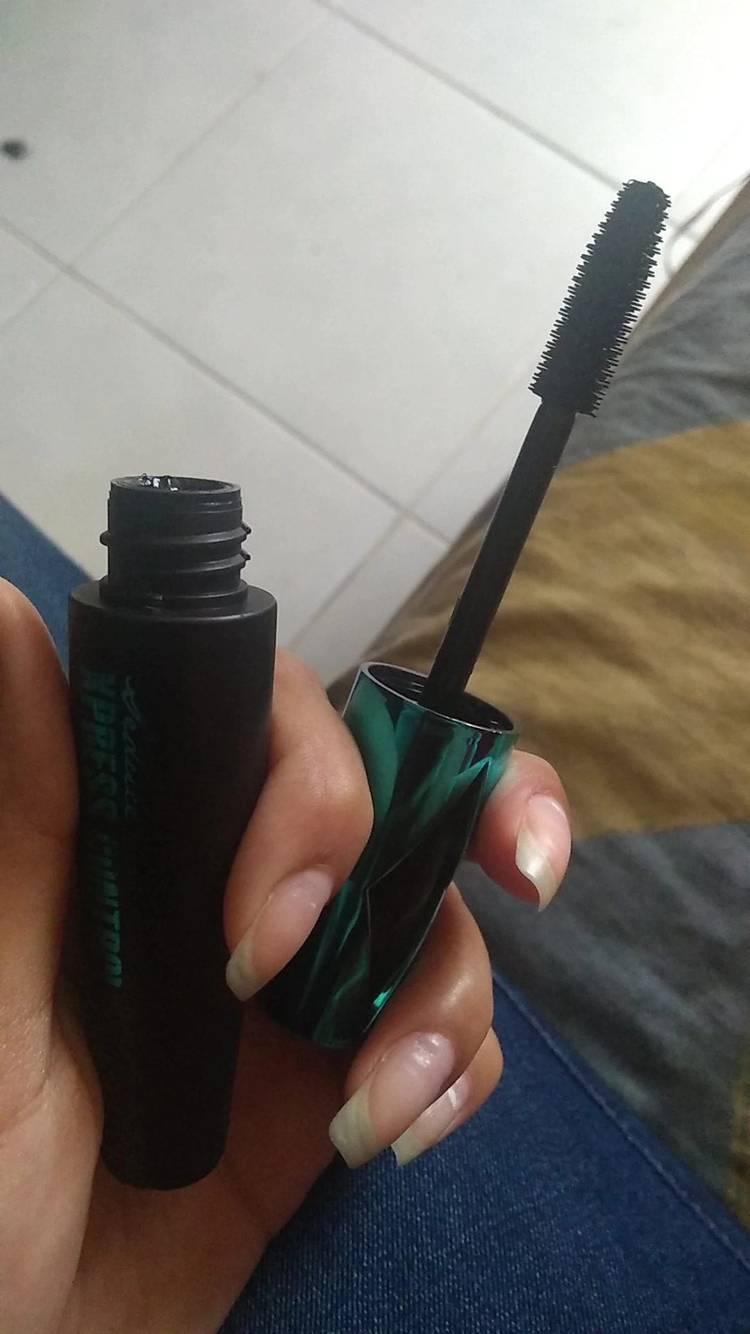 חוות דעת - מסקרה 4D עמידה למים - Mascara4D
