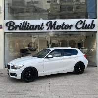 B.M.W 118i 2016