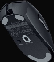 עכבר גיימינג Razer DeathAdder V3 Pro בעיצוב מקצועי לגיימרים תחרותיים