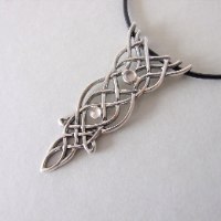 שרשרת קלטית גדולה עם אבני חן לבחירתך