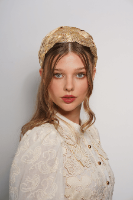 קשת יוקרתית מעוצבת בעבודת יד מ- Silk Abaca