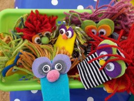 DIY תריסר (12) ערכות יצירה להכנת בובות אצבע