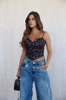 מחוך פרחים liz