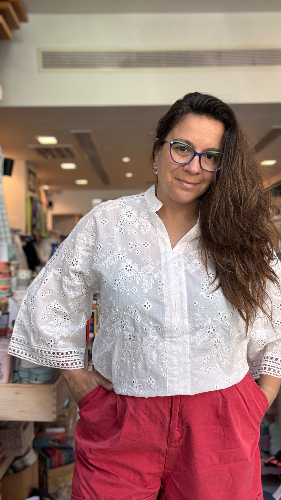 חולצת חג לבנה
