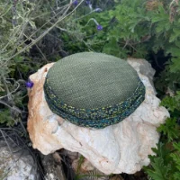 כיפה כפרית ארוג ירוק גוונים