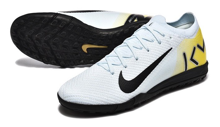 נעלי קטרגל נייק Nike KM Phantom GT2 Club לבן
