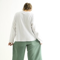 מכנסיים מדגם נועה מבד פיקה בצבע ירוק יער