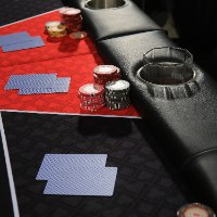 שולחן פוקר מתקפל 240*120 צבע אדום עד 10 שחקנים כולל מגש