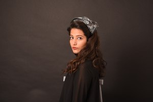 קשת מעוצבת לנשים - קשת אפנתי בצבע כסף - קשת לחתונה