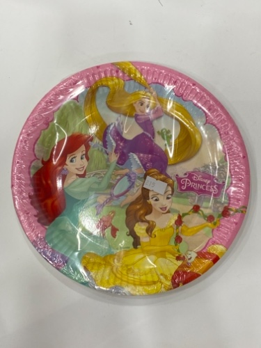 צלחות נייר נסיכות 8 יח