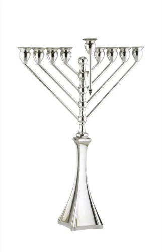 חדש! חנוכיה מכסף טהור דגם גאולה חבד(s)