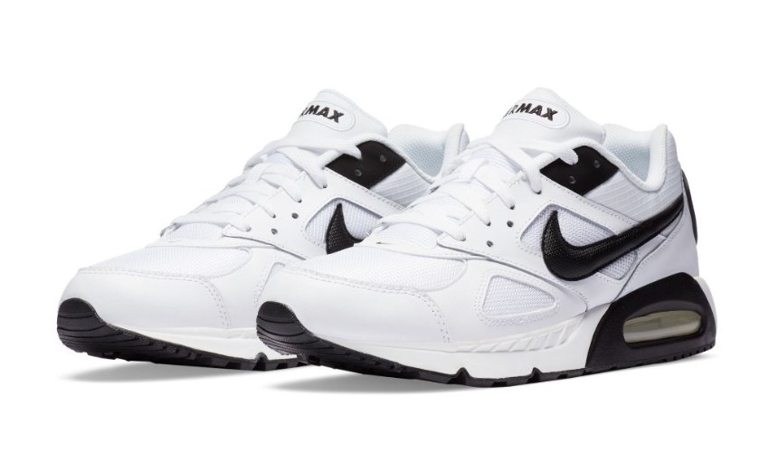 נעלי נייק Nike Air Max IVO לבן שחור