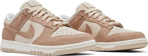 Wmns Dunk Low SE Sandrift