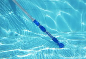 שואב אוטומטי מסדרת AquaSurge לניקוי לכלוך מקרקעית/דפנות הבריכה וספא 58649 מבית BESTWAY