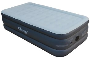 מזרן מתנפח ליחיד כולל משאבה צבע אפור Glamp GTSAB46 – מזרן אפור מנופח עם לוגו Glamp+ ופתח למשאבה.